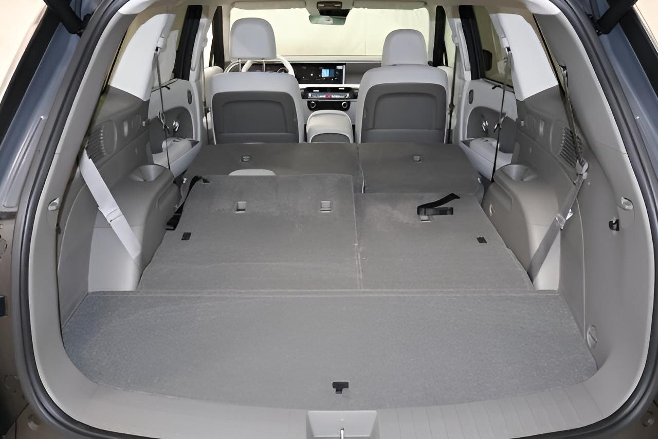 2027 Hyundai PALISADE SEL 8P AWD