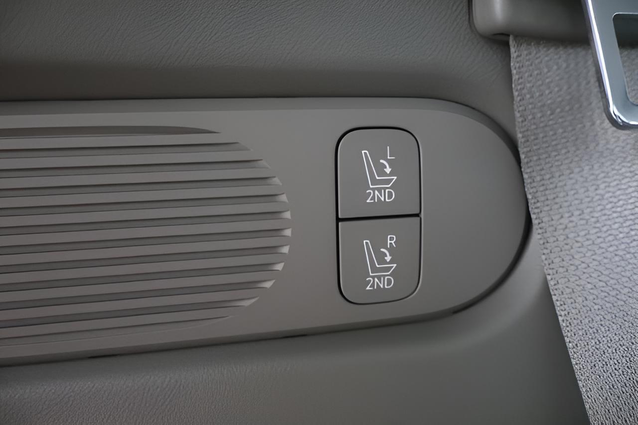 2027 Hyundai PALISADE SEL 8P AWD