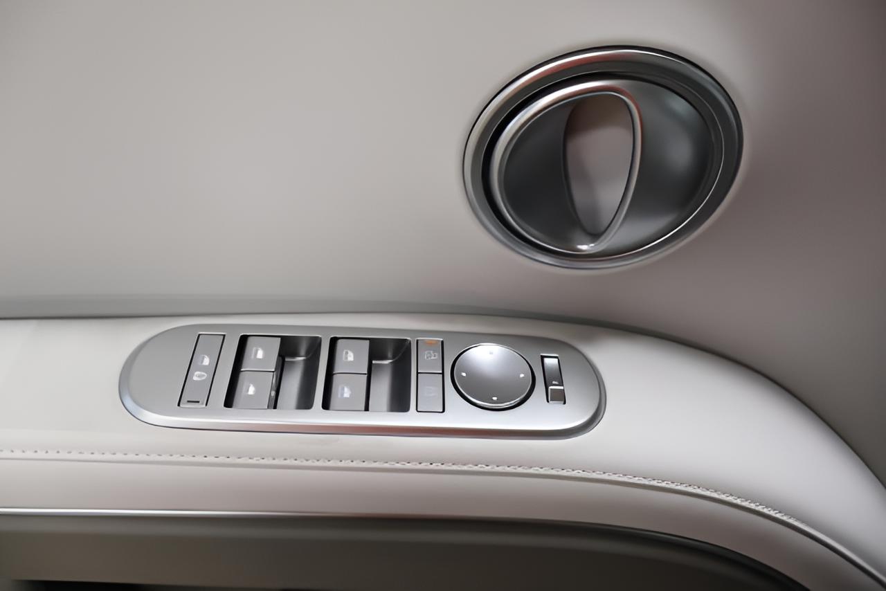 2027 Hyundai PALISADE SEL 8P AWD
