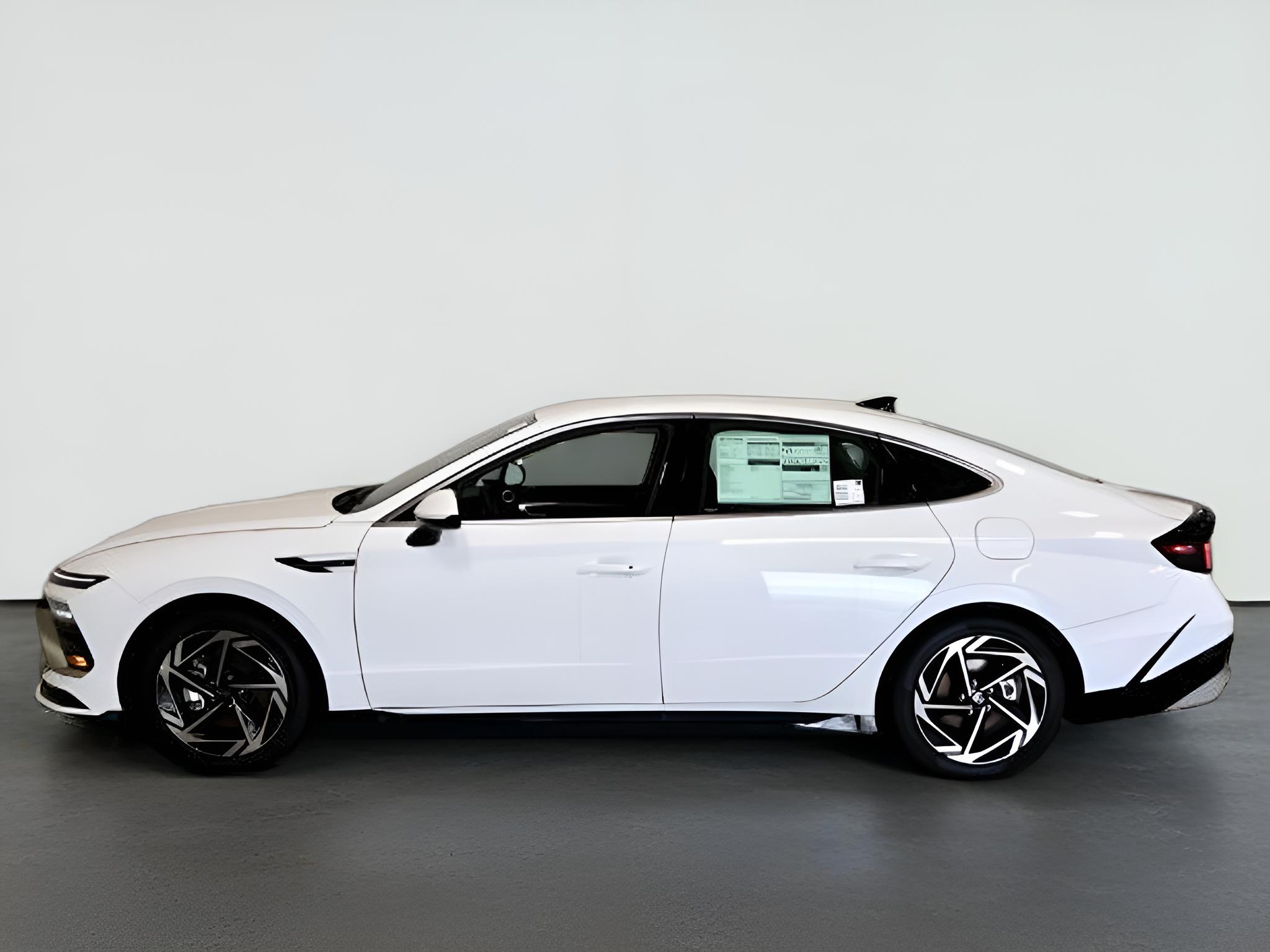 2026 Hyundai SONATA SEL Sport AWD