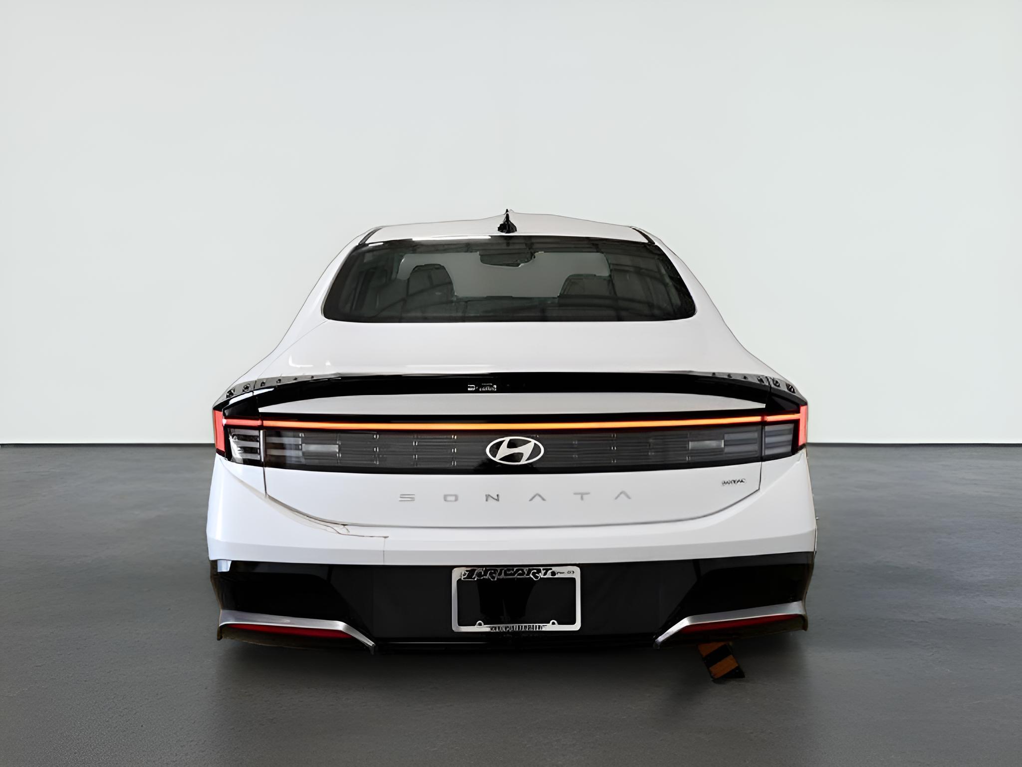 2026 Hyundai SONATA SEL Sport AWD
