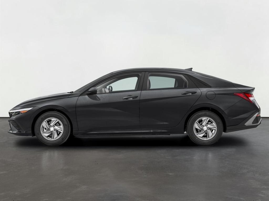 2026 Hyundai ELANTRA SE Sedan