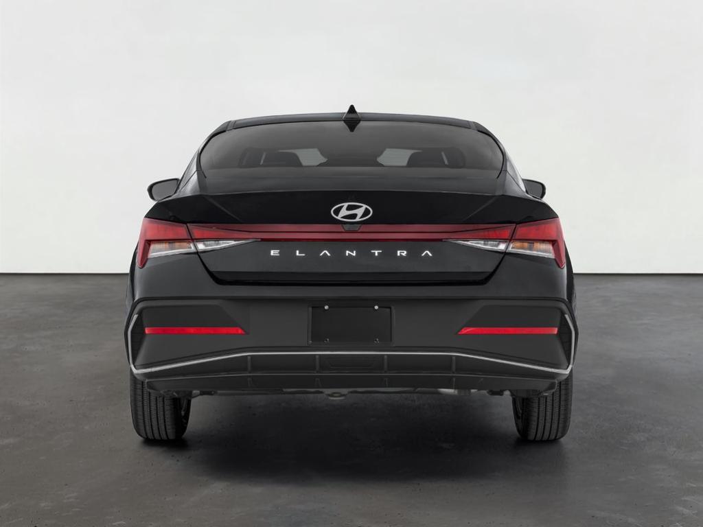 2026 Hyundai ELANTRA SE Sedan