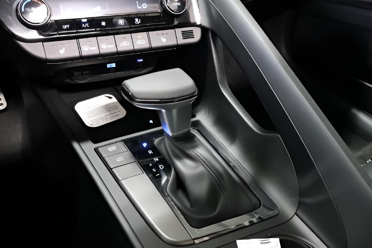 2026 Hyundai ELANTRA SEL Sport Plus Sedan