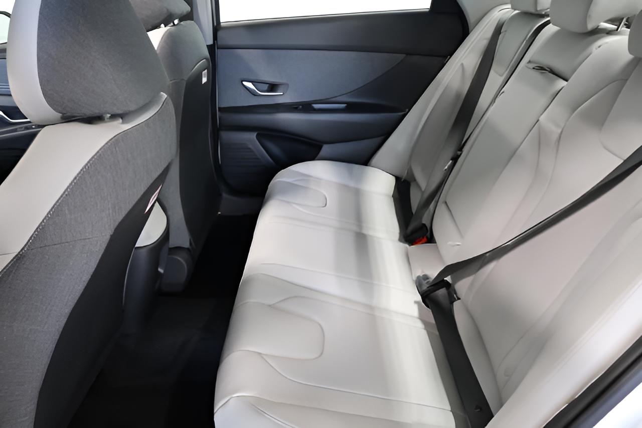 2026 Hyundai ELANTRA SEL Sport Plus Sedan