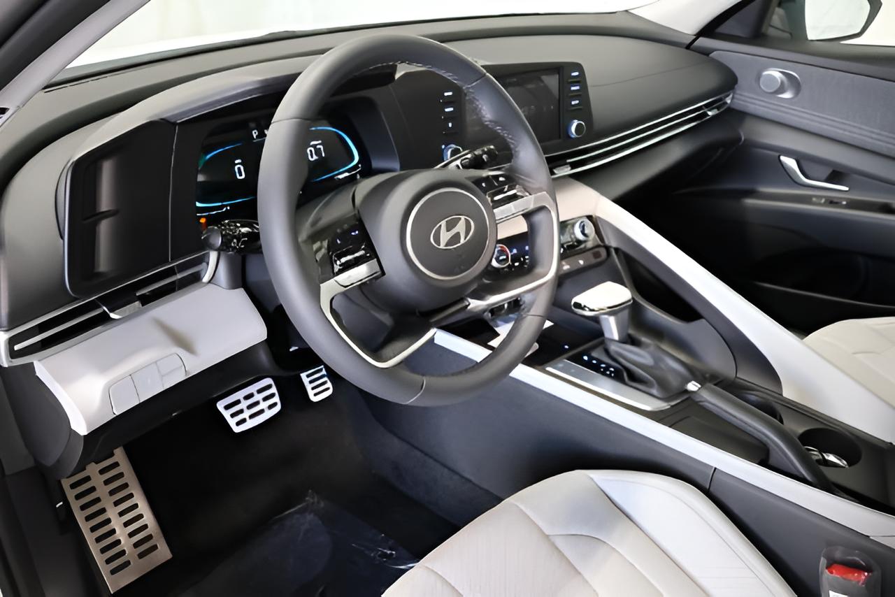 2026 Hyundai ELANTRA SEL Sport Plus Sedan