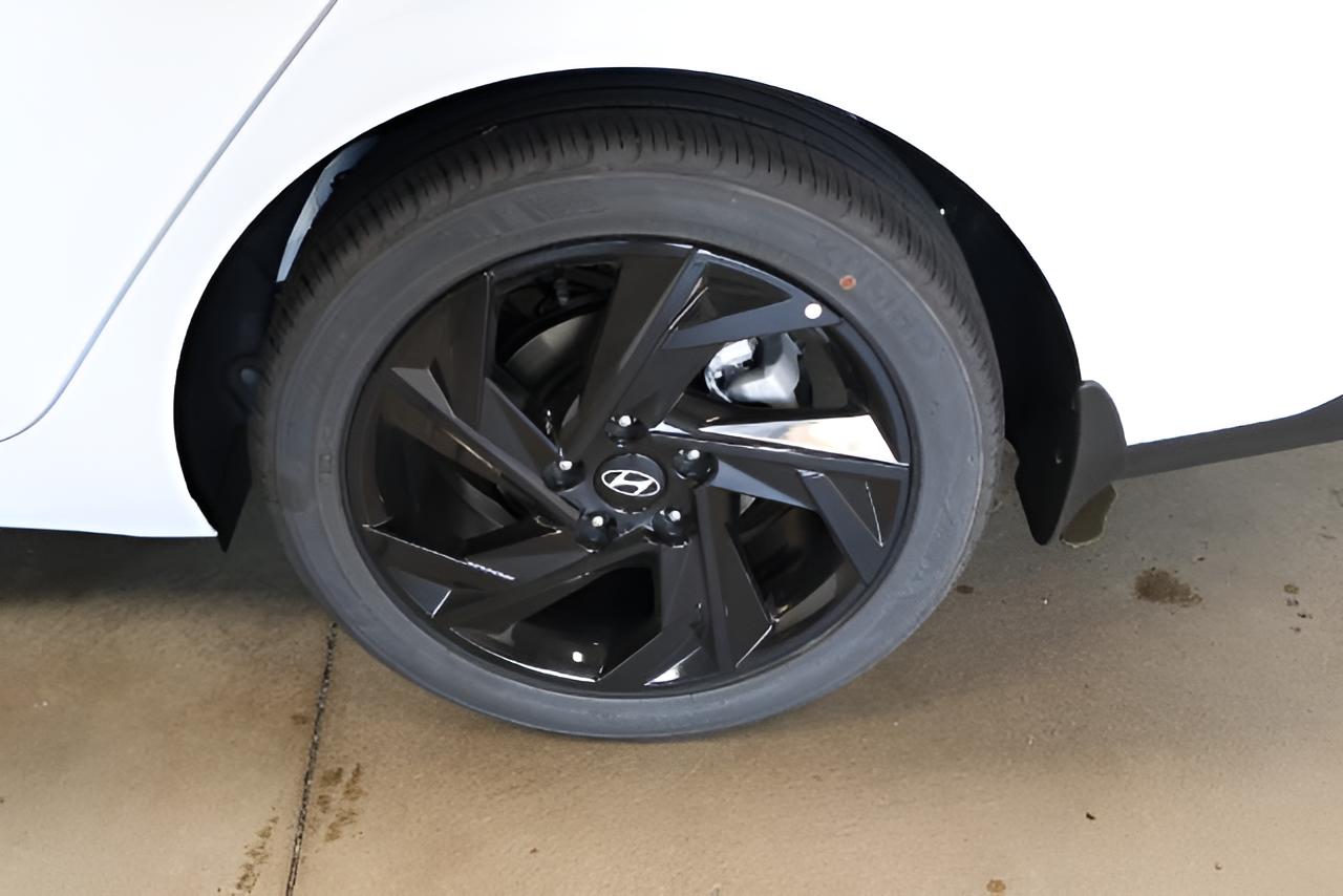 2026 Hyundai ELANTRA SEL Sport Plus Sedan