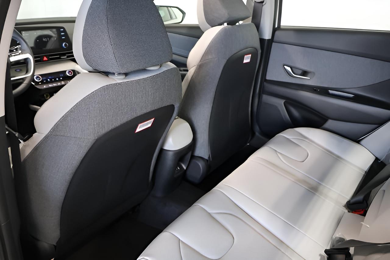 2026 Hyundai ELANTRA SEL Sport Plus Sedan