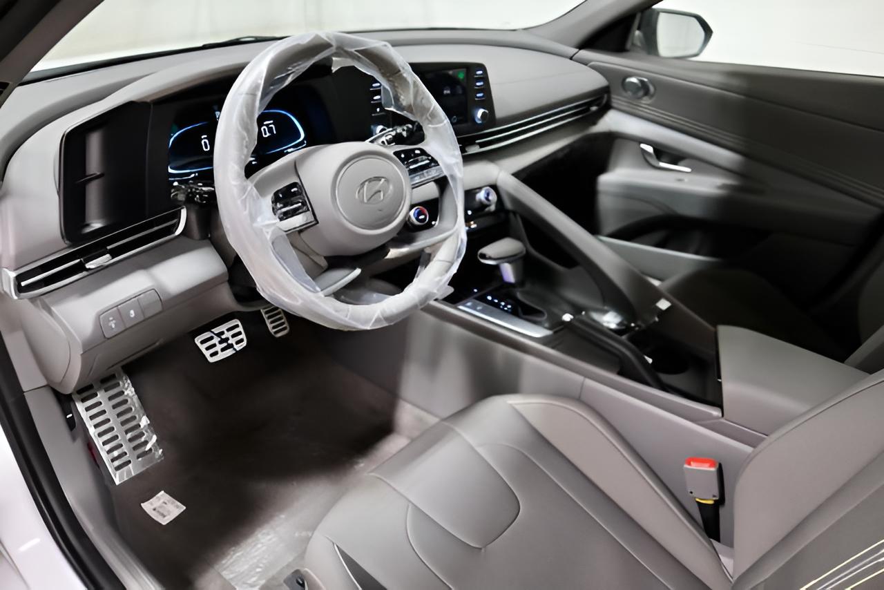 2026 Hyundai ELANTRA SEL Sport Sedan
