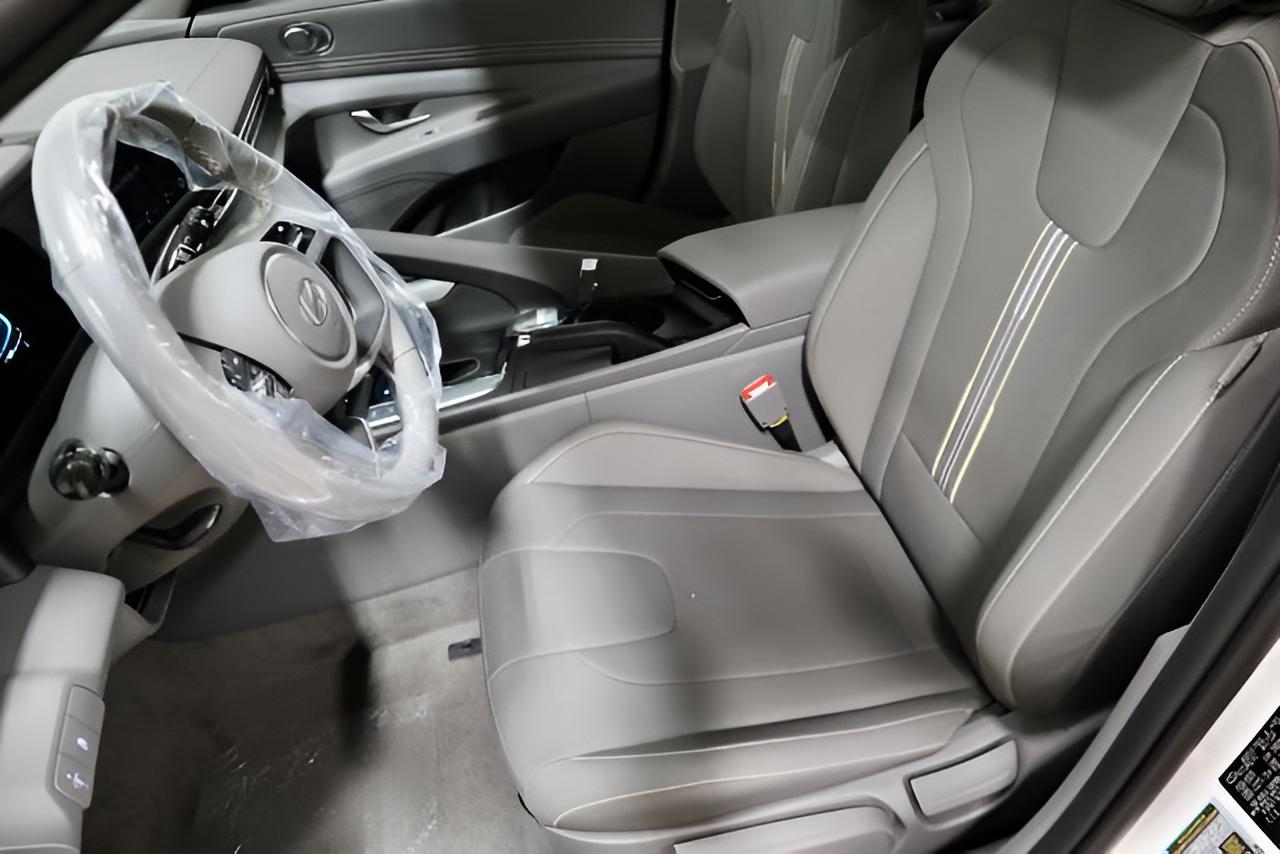 2026 Hyundai ELANTRA SEL Sport Sedan