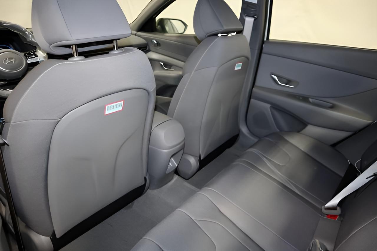 2026 Hyundai ELANTRA SEL Sport Sedan