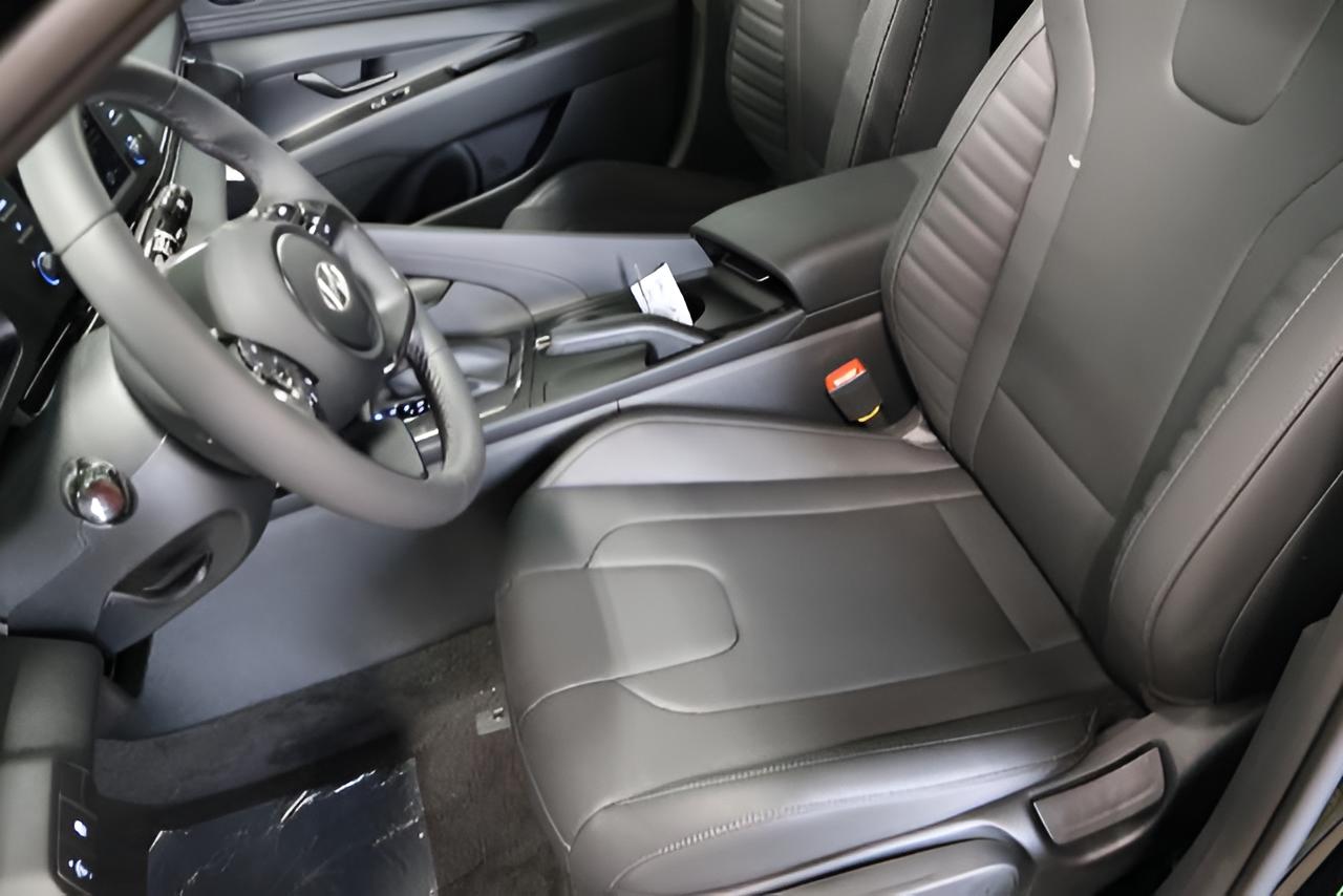 2026 Hyundai ELANTRA SEL Sport Plus Sedan