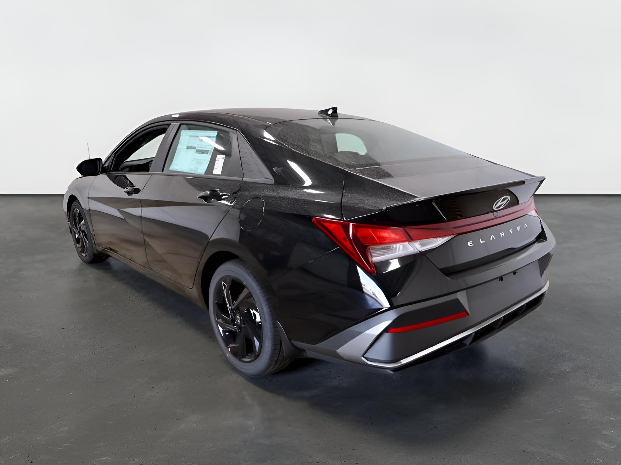 2026 Hyundai ELANTRA SEL Sport Plus Sedan
