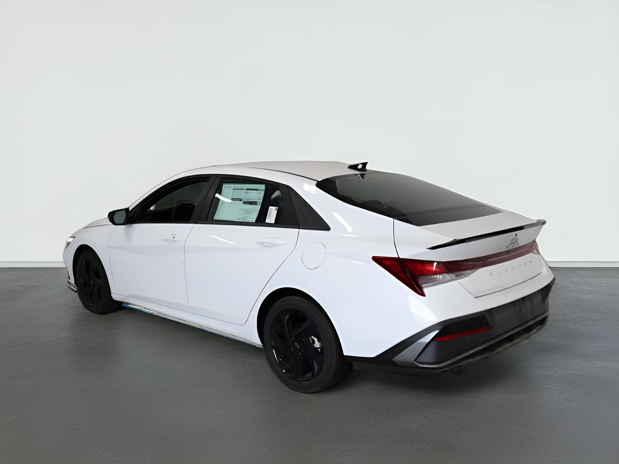 2026 Hyundai ELANTRA SEL Sport Plus Sedan