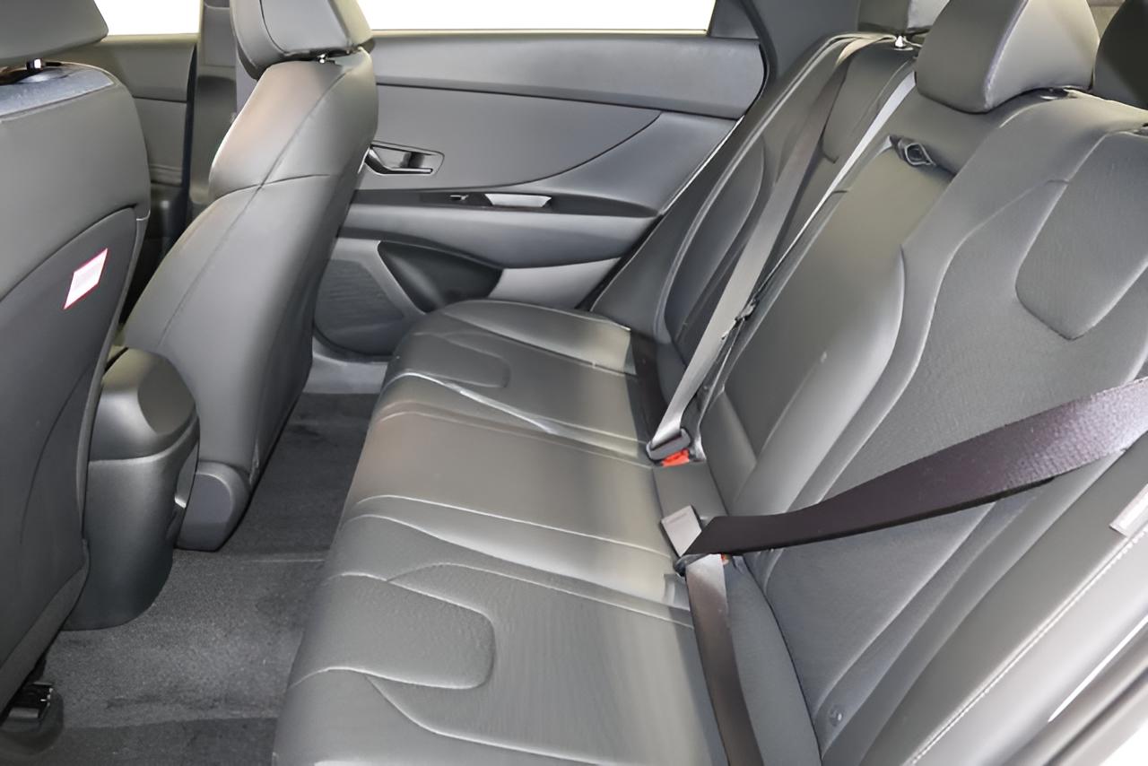 2026 Hyundai ELANTRA SEL Sport Plus Sedan