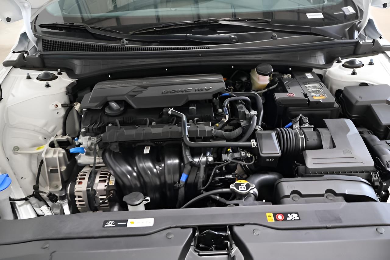 2026 Hyundai ELANTRA SEL Sport Plus Sedan
