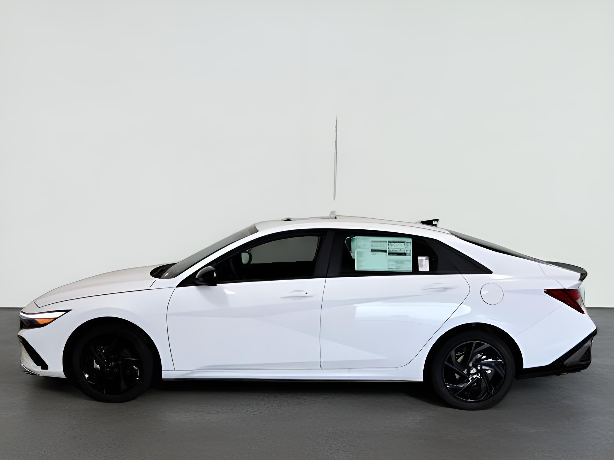 2026 Hyundai ELANTRA SEL Sport Plus Sedan