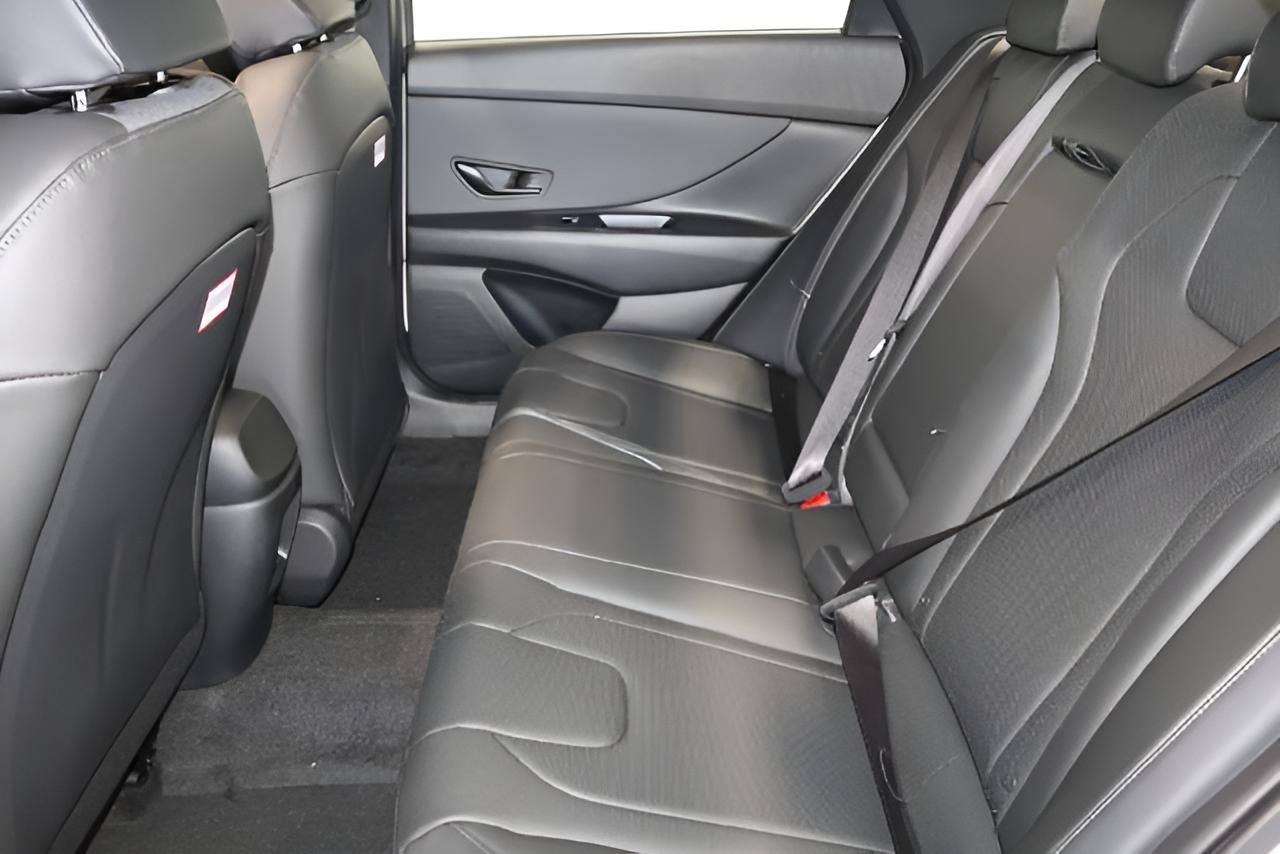 2026 Hyundai ELANTRA SEL Sport Plus Sedan