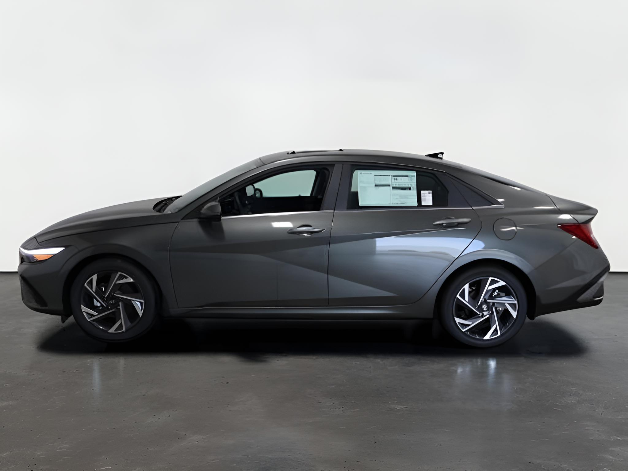 2026 Hyundai ELANTRA Limited Sedan