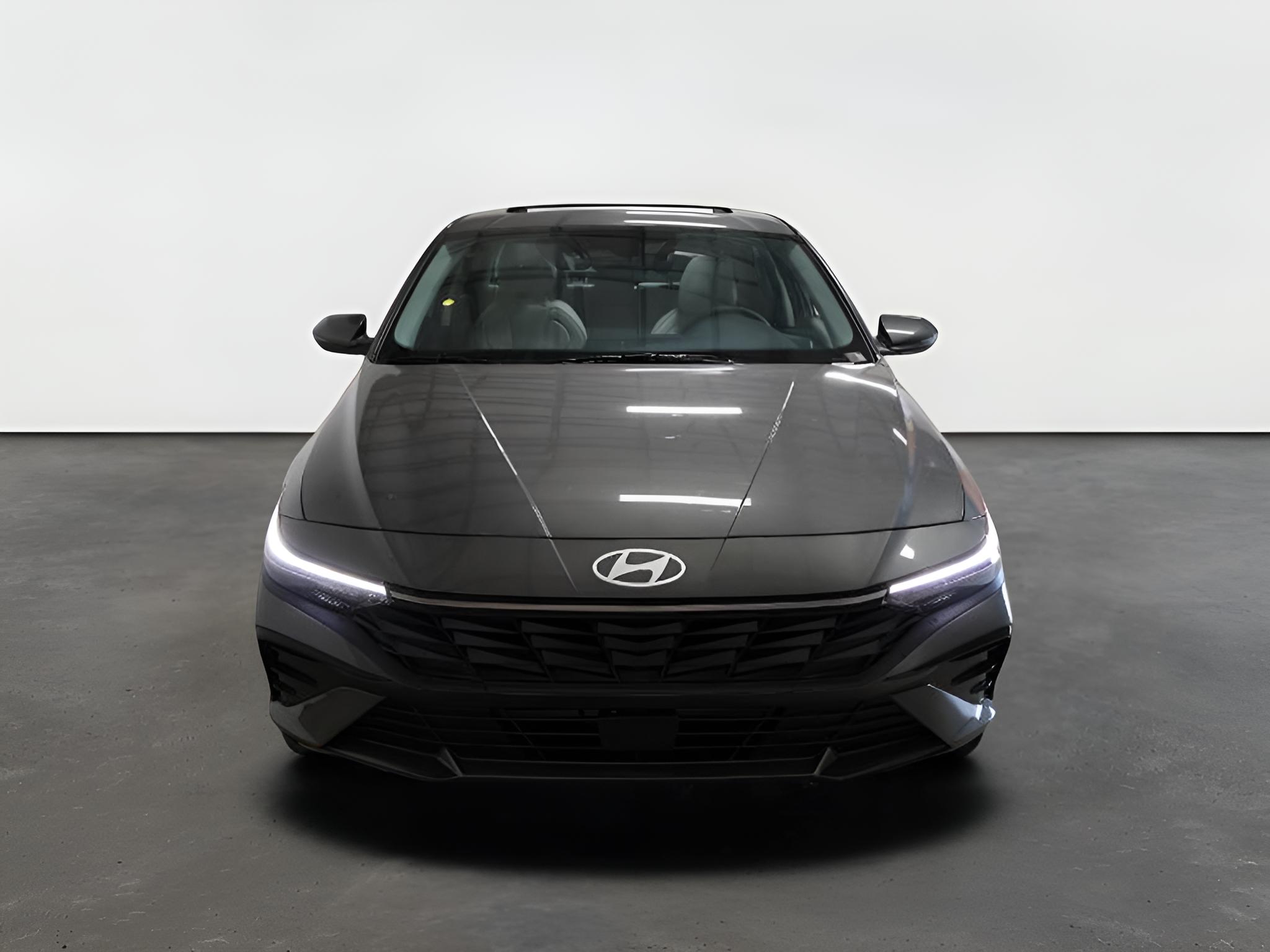 2026 Hyundai ELANTRA Limited Sedan