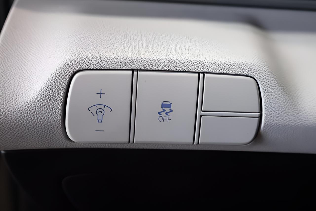 2026 Hyundai ELANTRA Limited Sedan