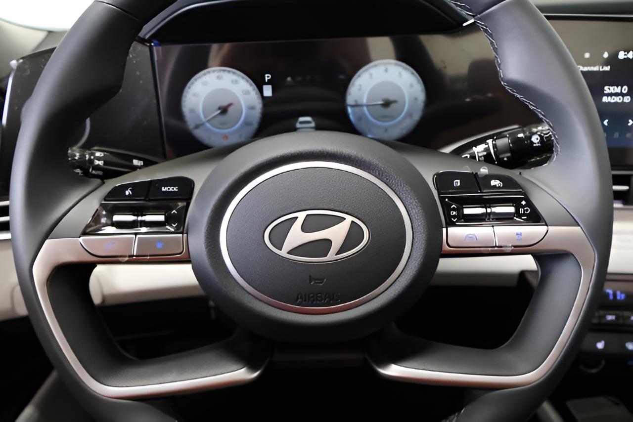 2026 Hyundai ELANTRA Limited Sedan