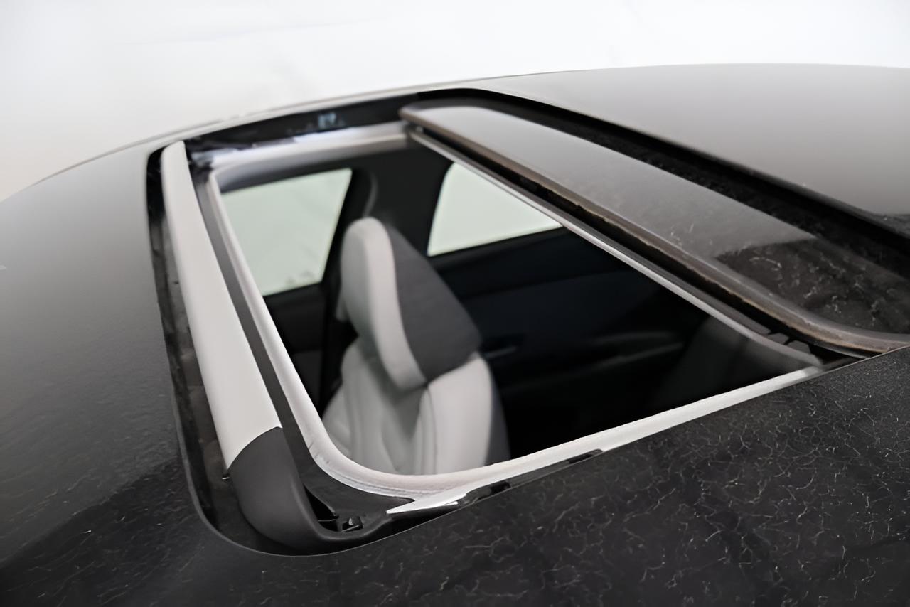 2026 Hyundai ELANTRA Limited Sedan