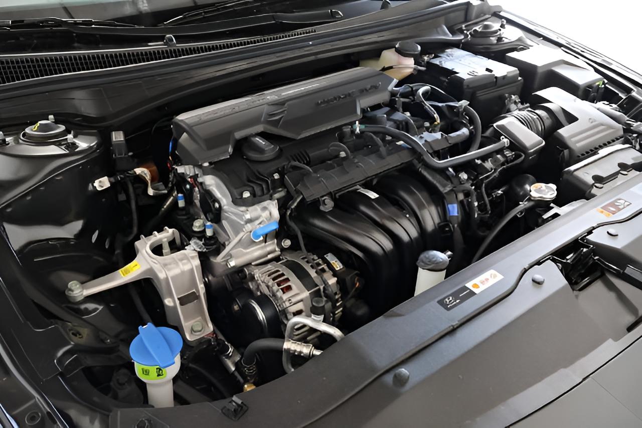 2026 Hyundai ELANTRA Limited Sedan
