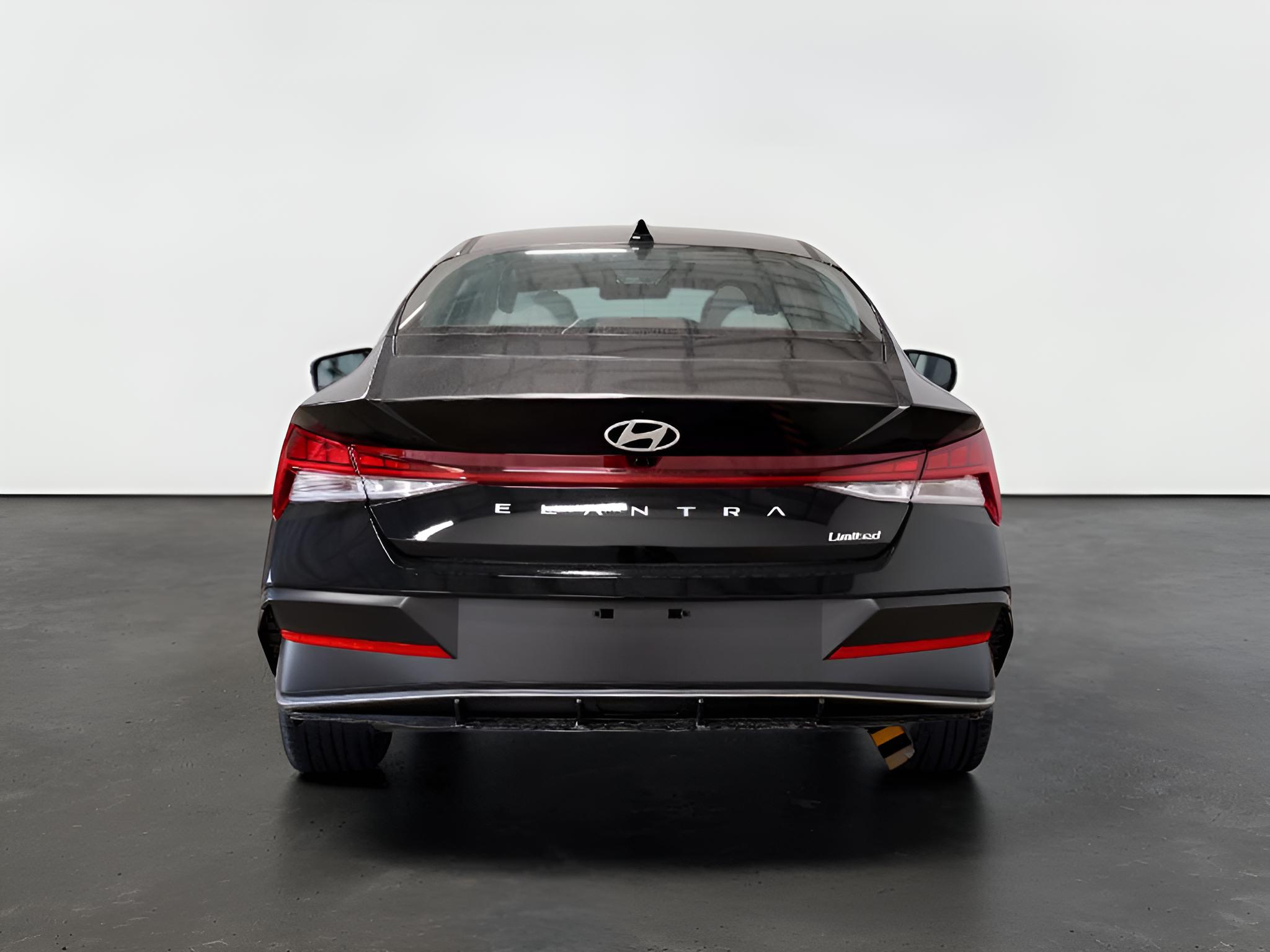 2026 Hyundai ELANTRA Limited Sedan