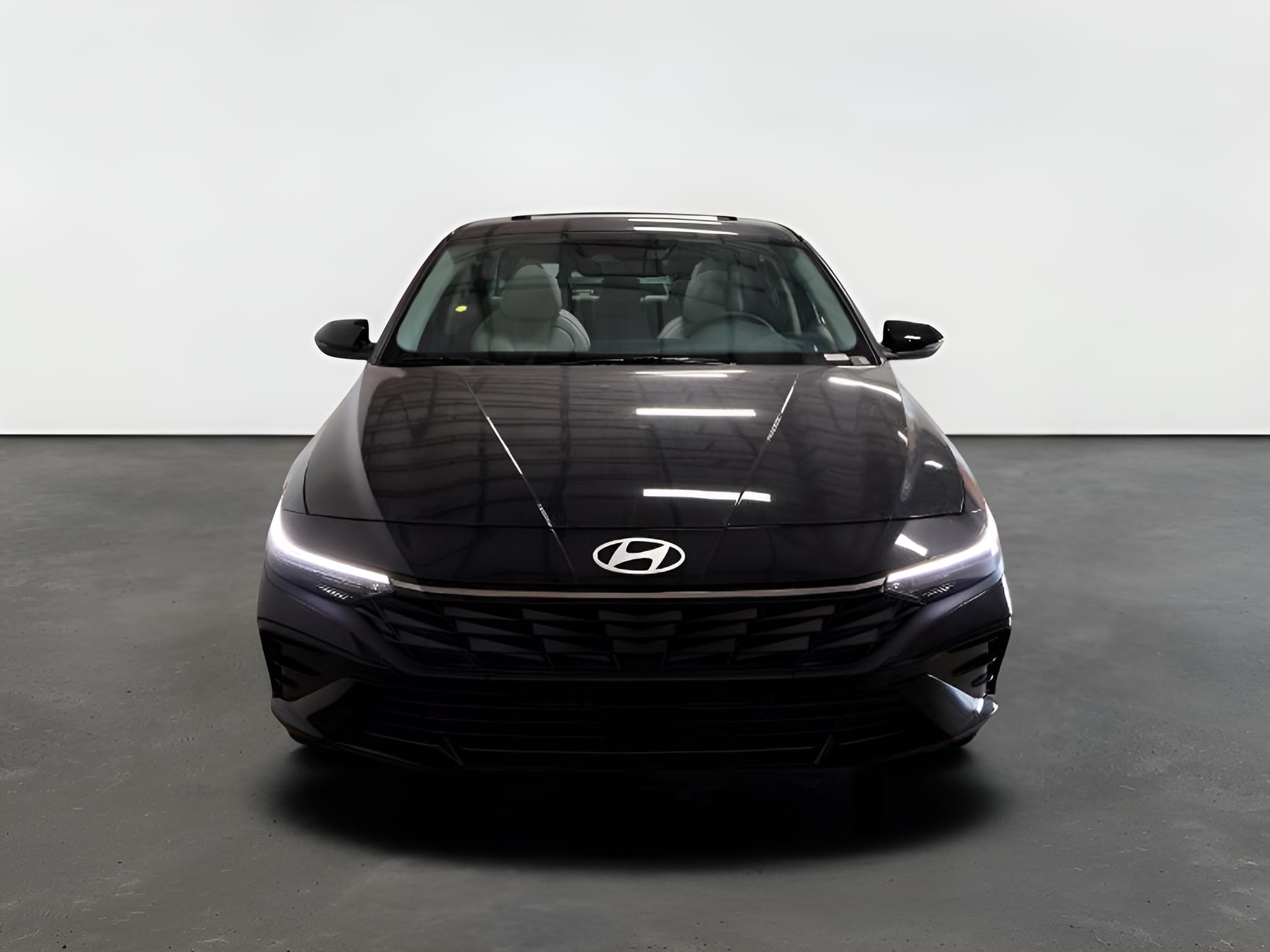 2026 Hyundai ELANTRA Limited Sedan