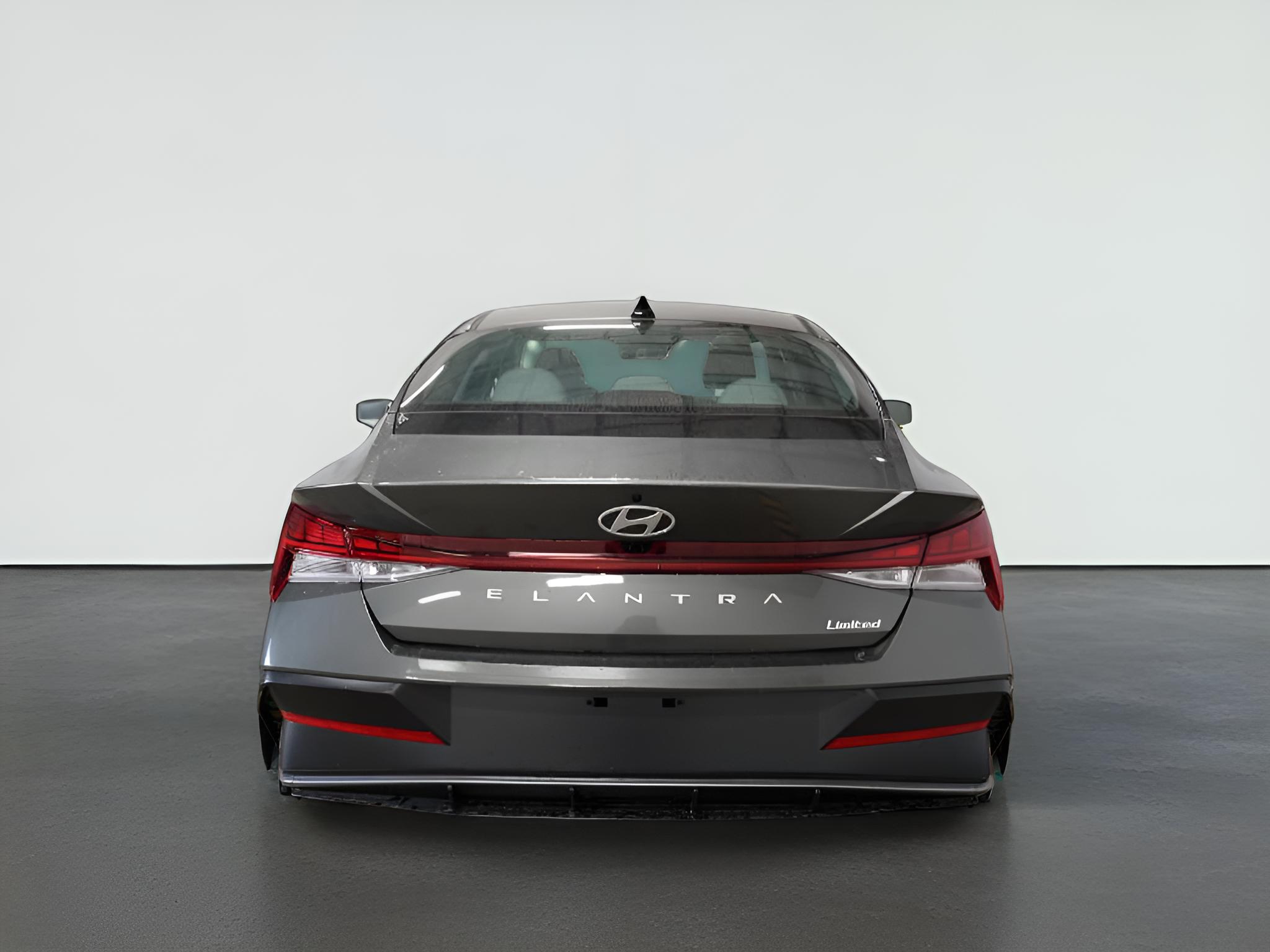 2026 Hyundai ELANTRA Limited Sedan