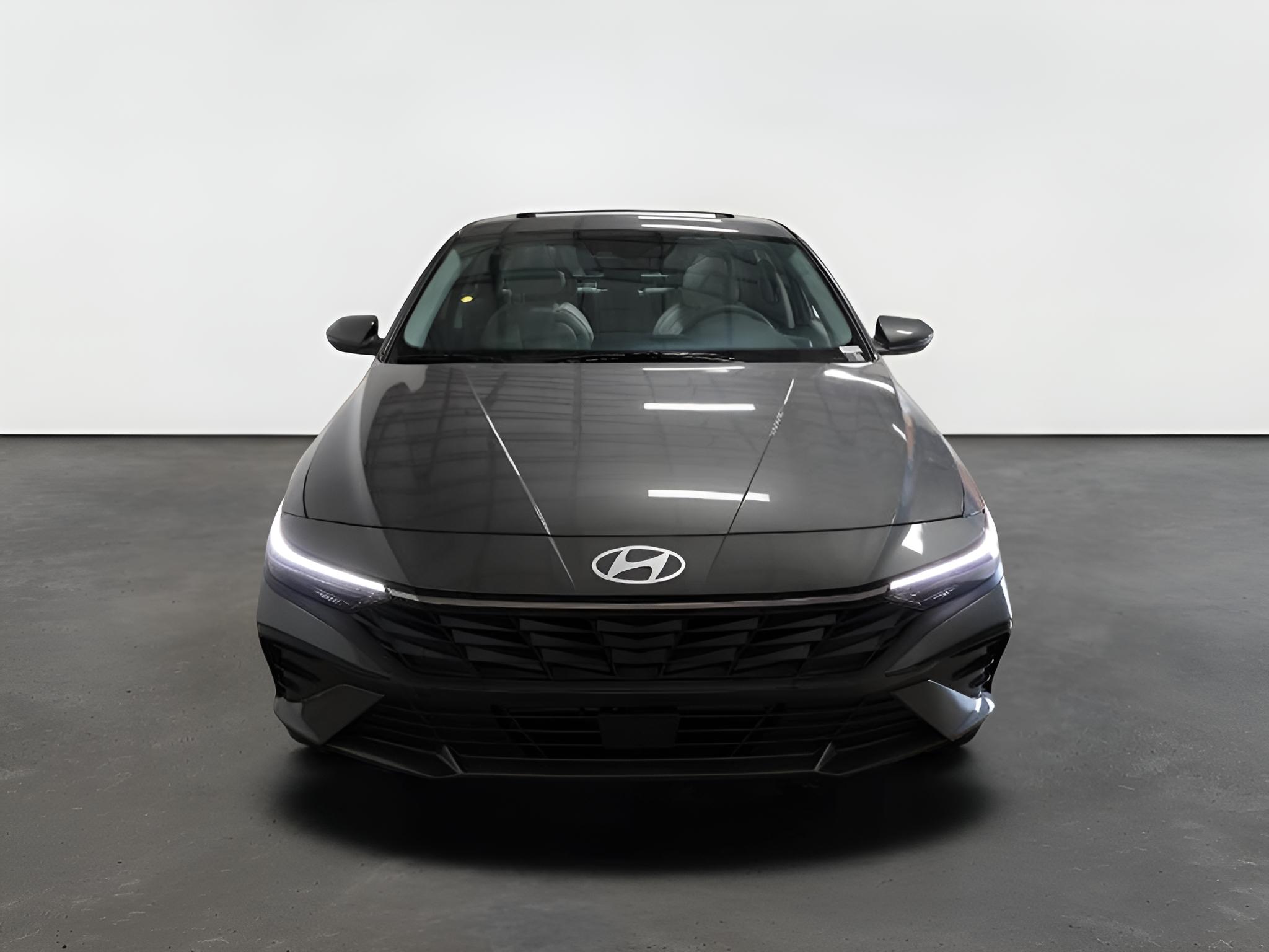 2026 Hyundai ELANTRA Limited Sedan