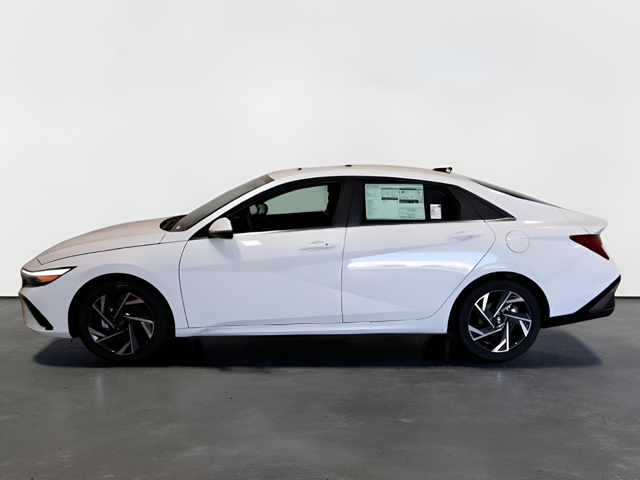 2026 Hyundai ELANTRA Limited Sedan