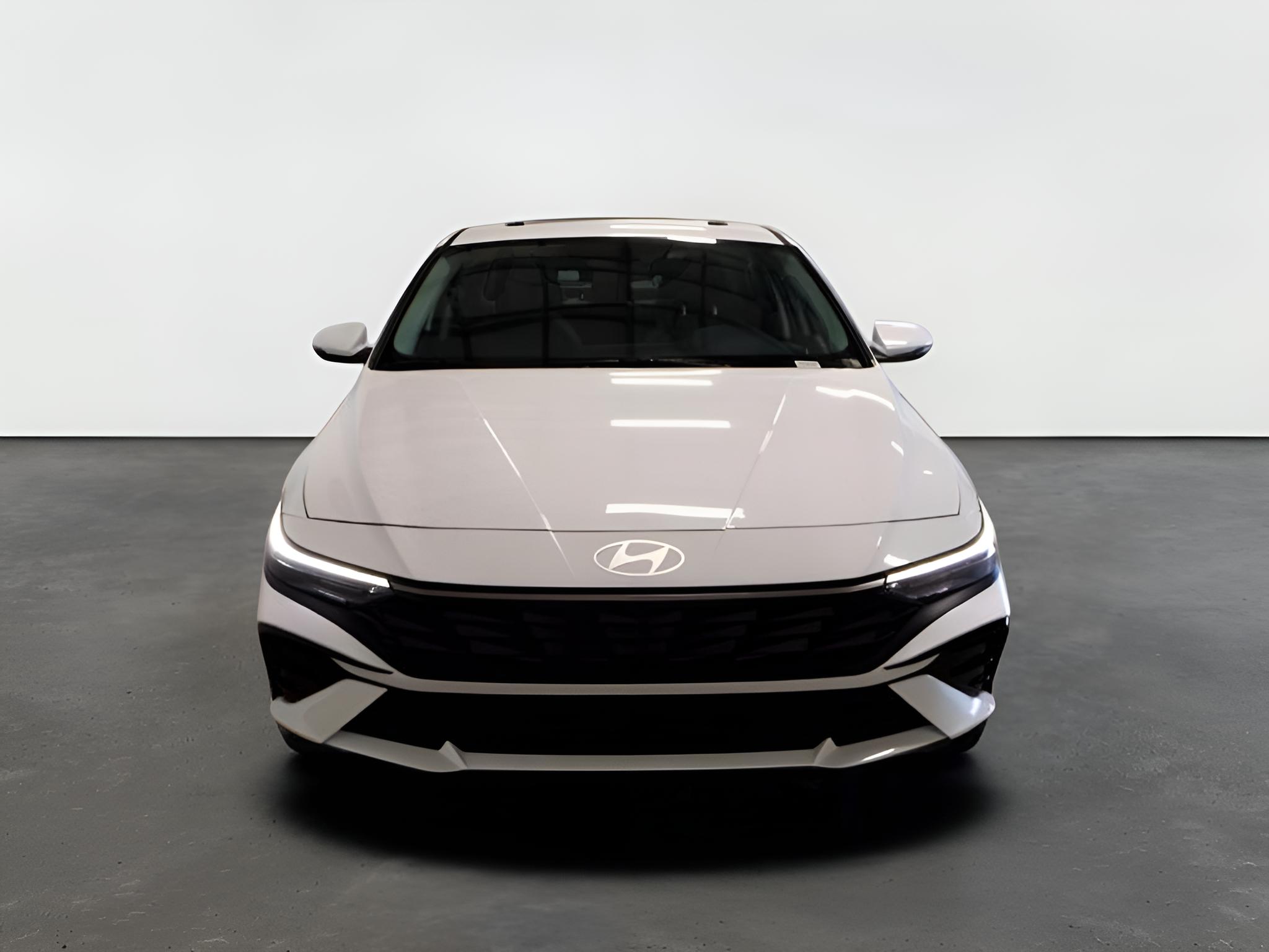 2026 Hyundai ELANTRA Limited Sedan