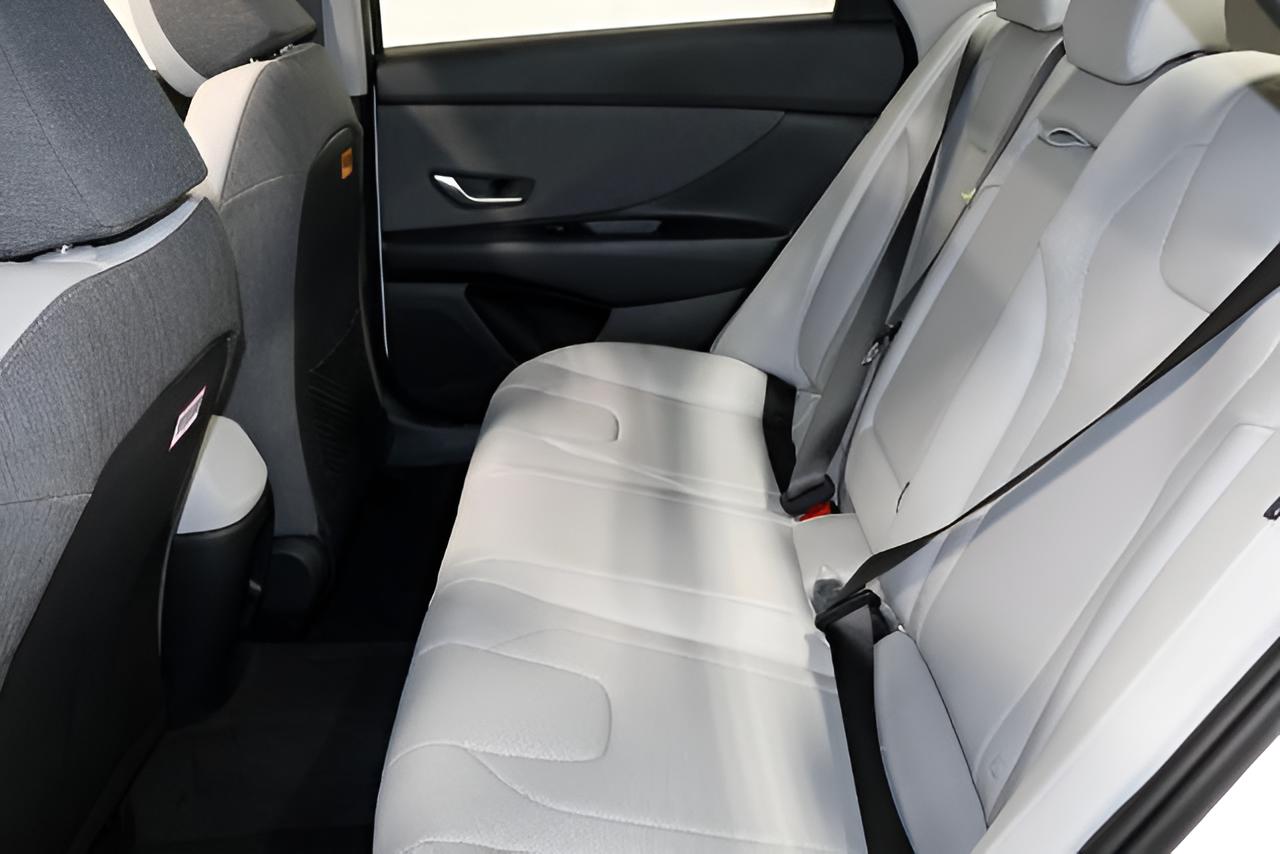 2026 Hyundai ELANTRA Limited Sedan