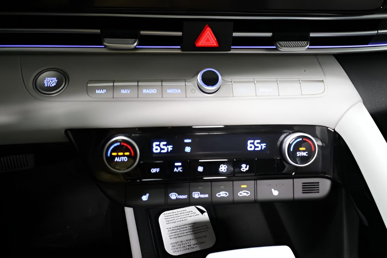 2026 Hyundai ELANTRA Limited Sedan