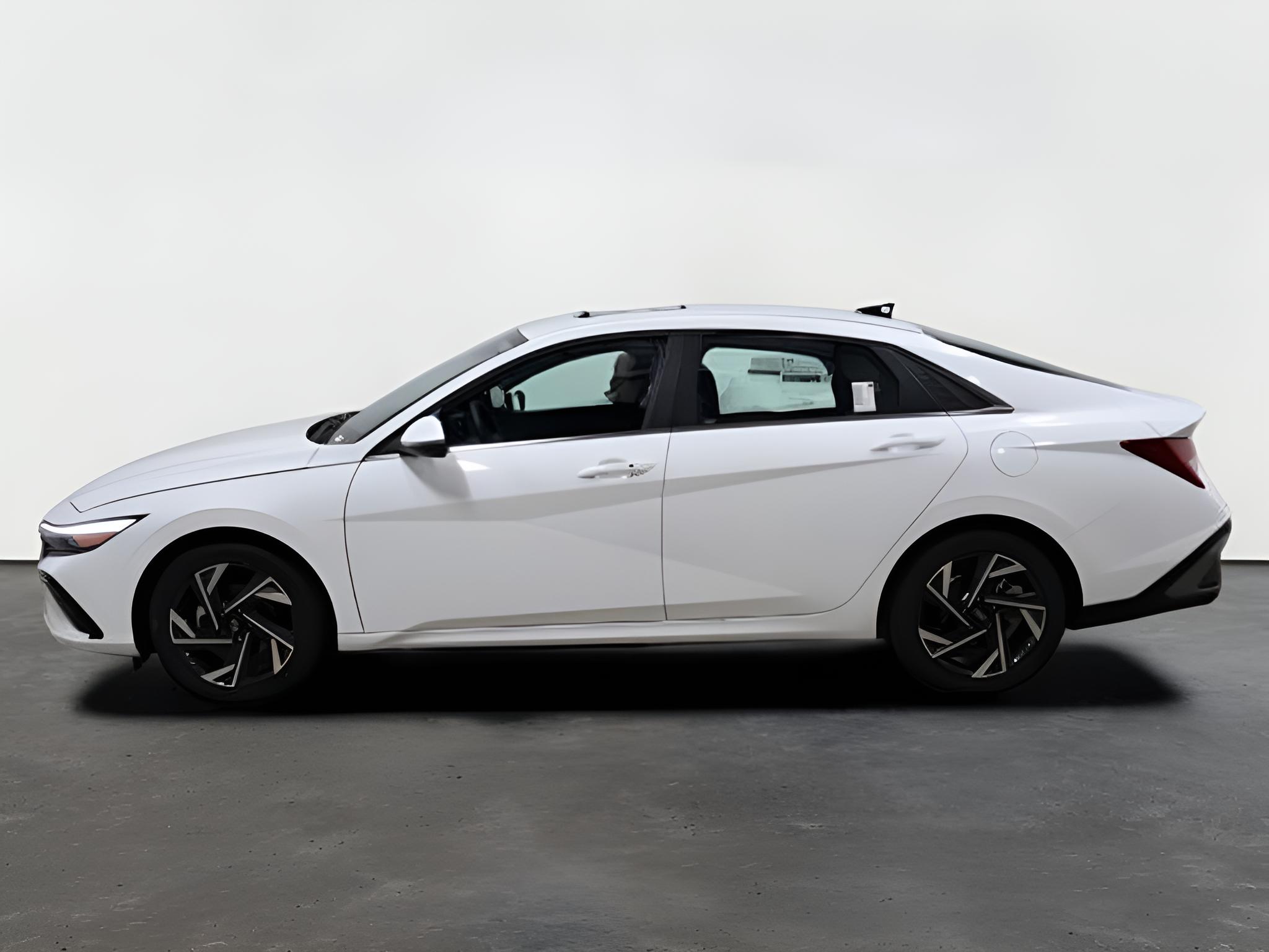 2026 Hyundai ELANTRA Limited Sedan