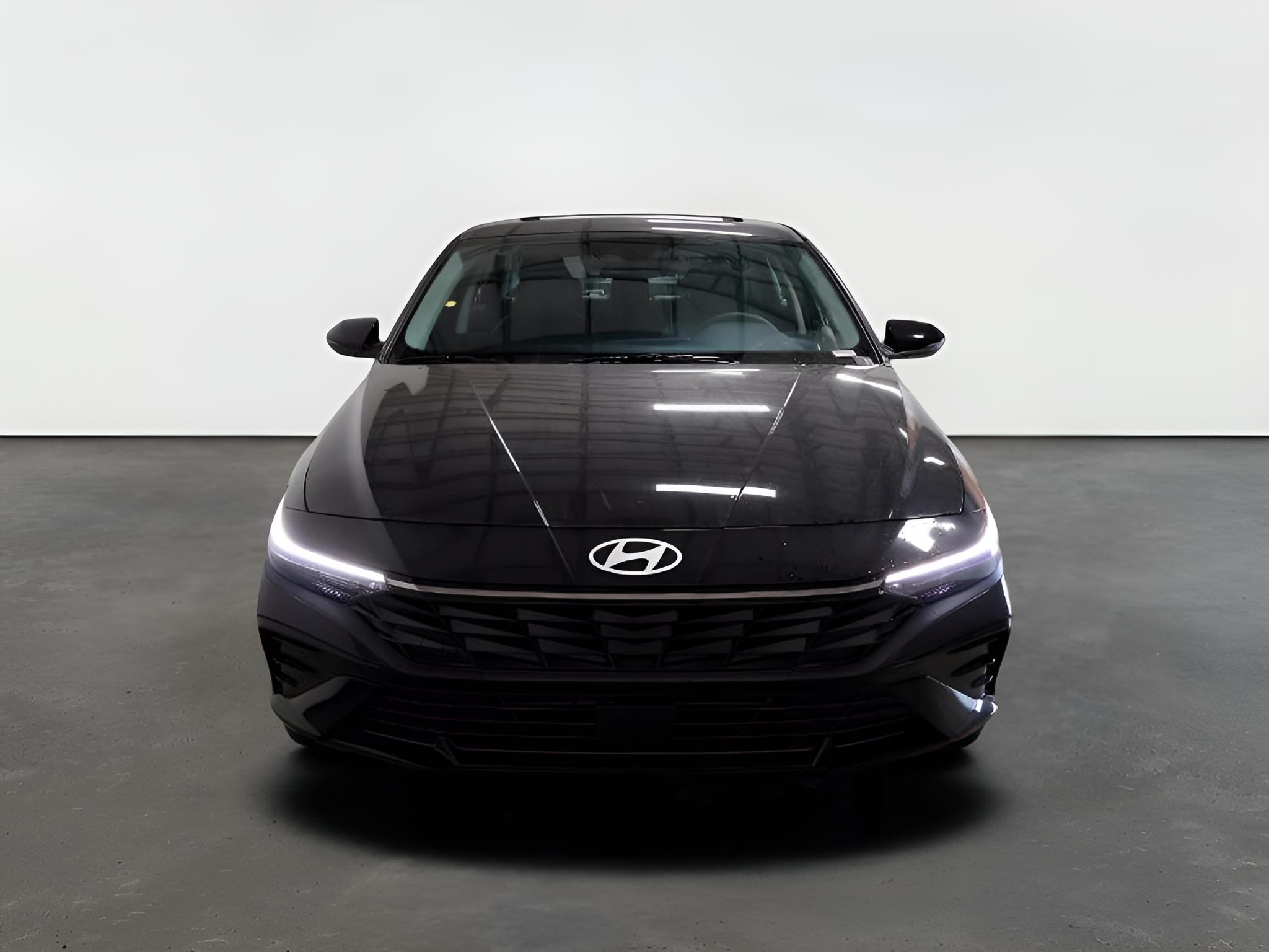 2026 Hyundai ELANTRA Limited Sedan