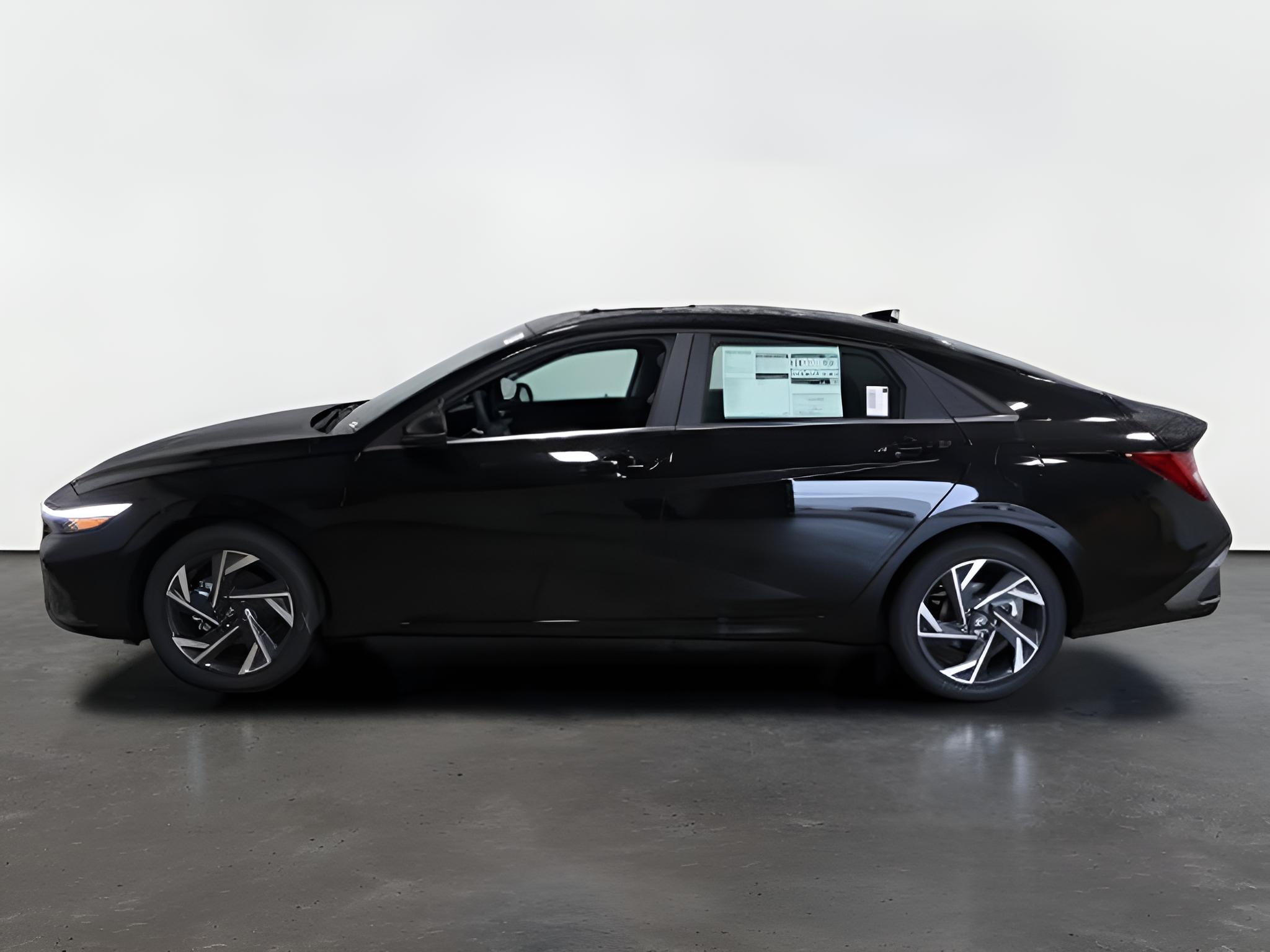 2026 Hyundai ELANTRA Limited Sedan