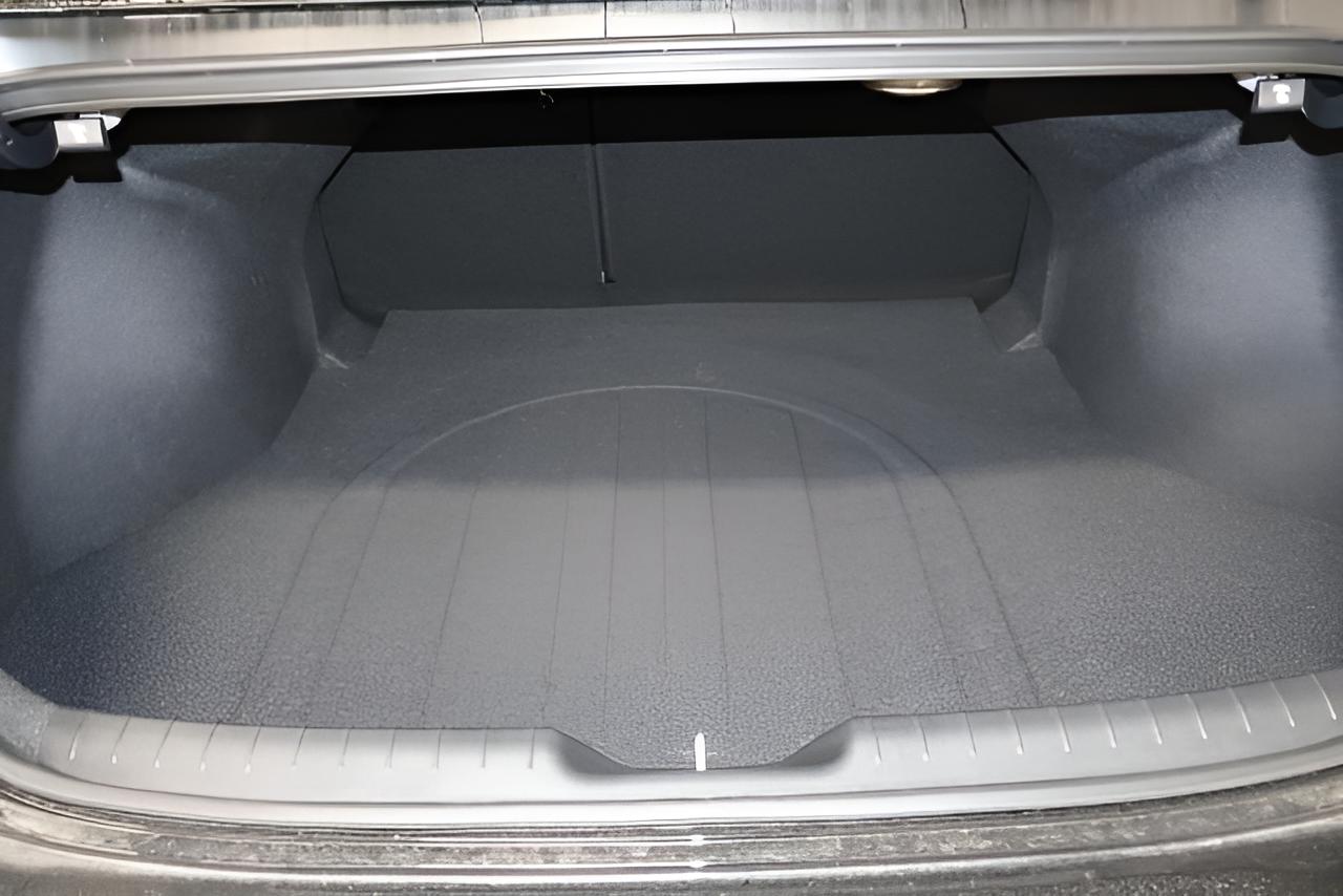 2026 Hyundai ELANTRA Limited Sedan