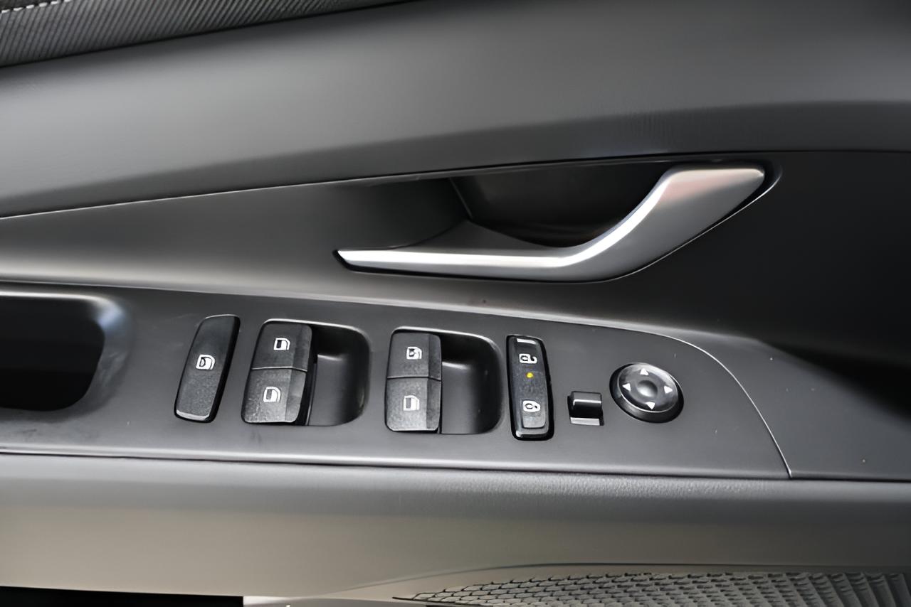 2026 Hyundai ELANTRA Limited Sedan