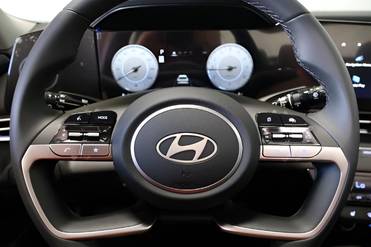 2026 Hyundai ELANTRA Limited Sedan