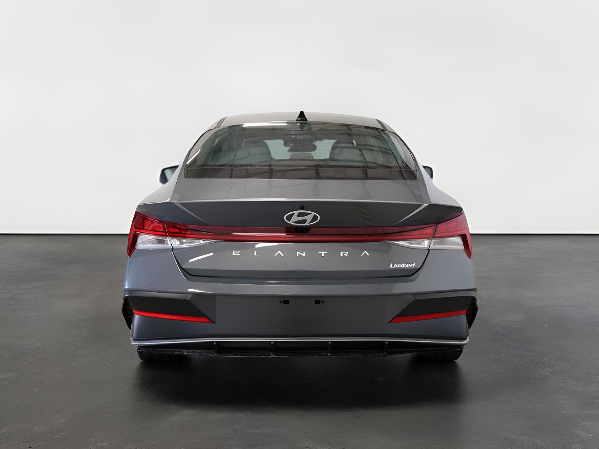 2026 Hyundai ELANTRA Limited Sedan