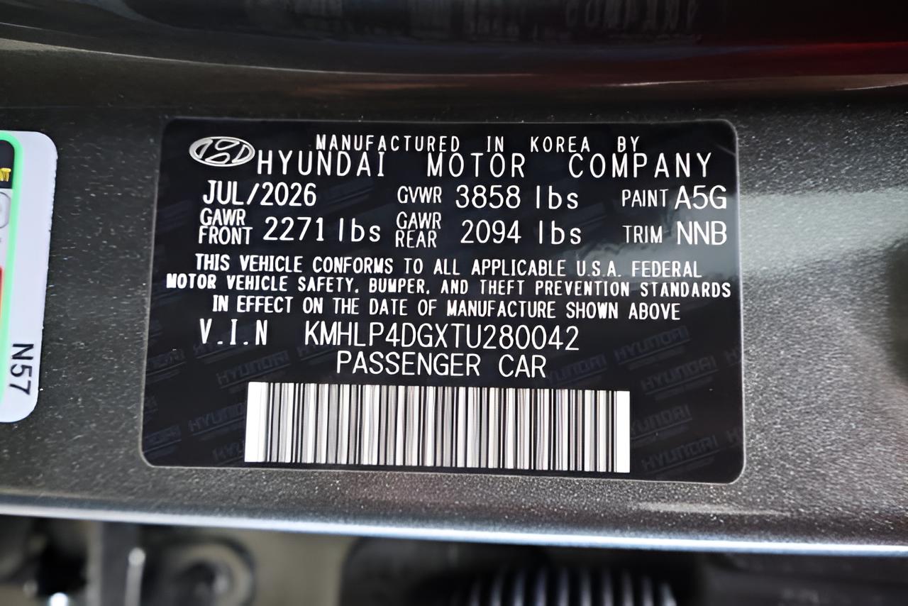 2026 Hyundai ELANTRA Limited Sedan