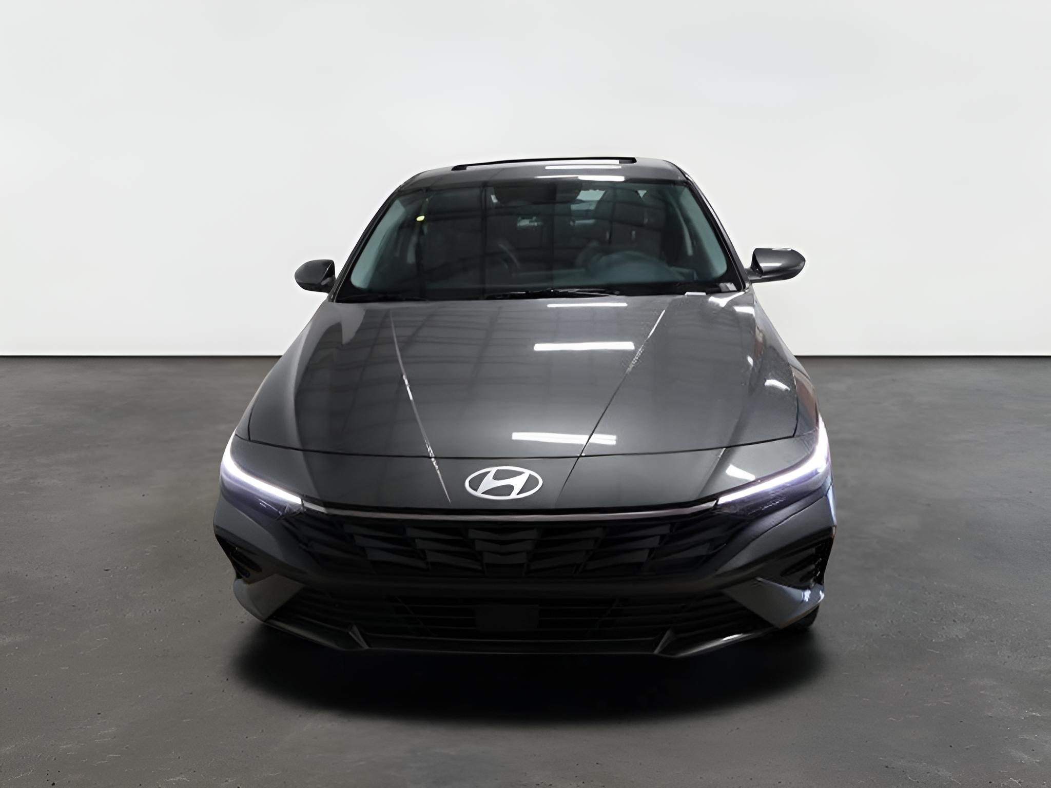 2026 Hyundai ELANTRA Limited Sedan