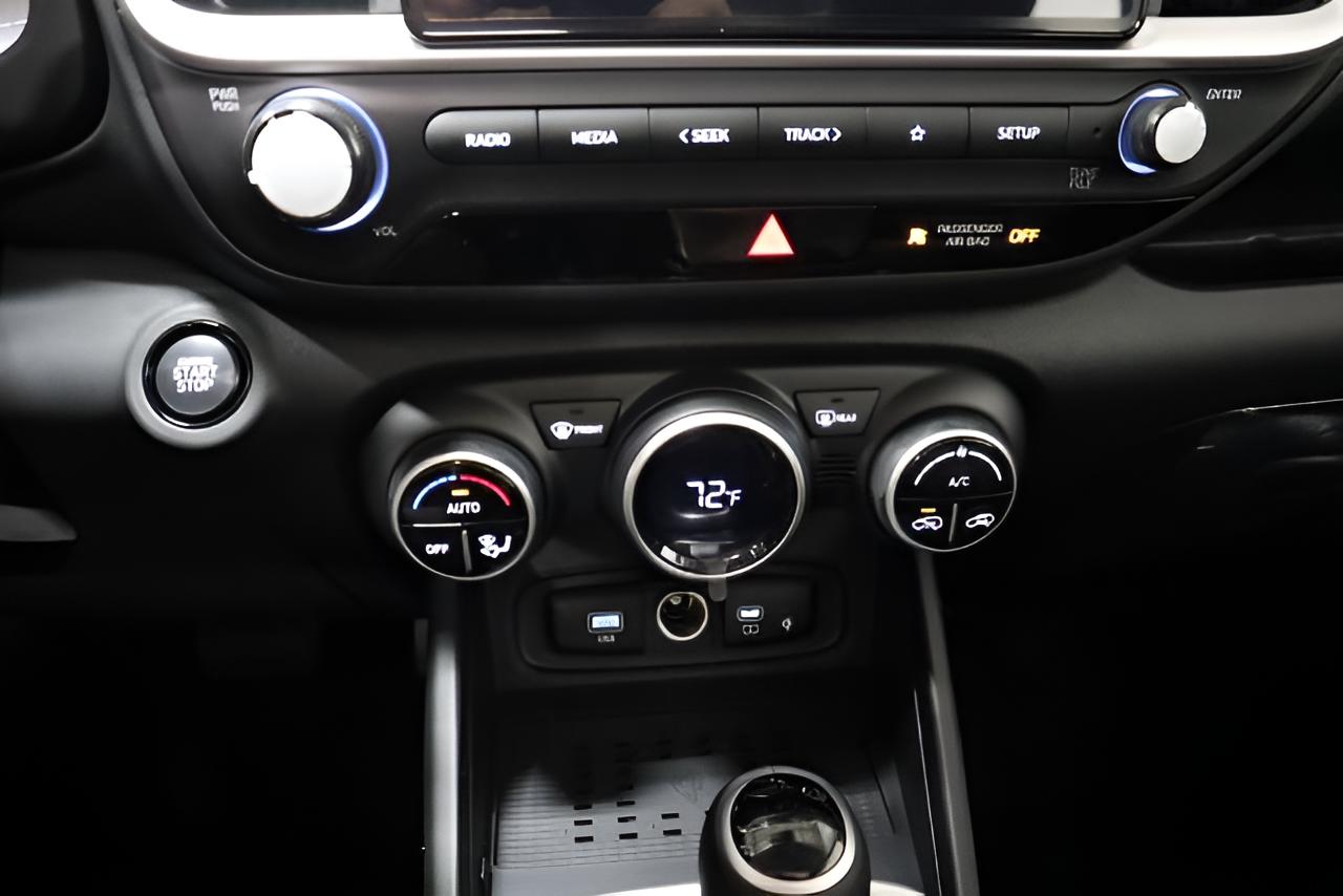 2026 Hyundai VENUE SEL FWD