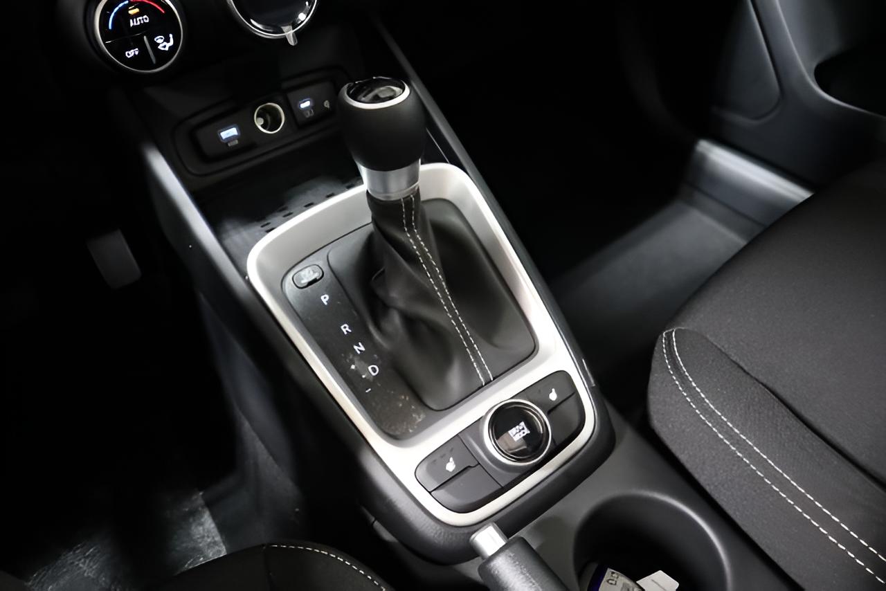 2026 Hyundai VENUE SEL FWD