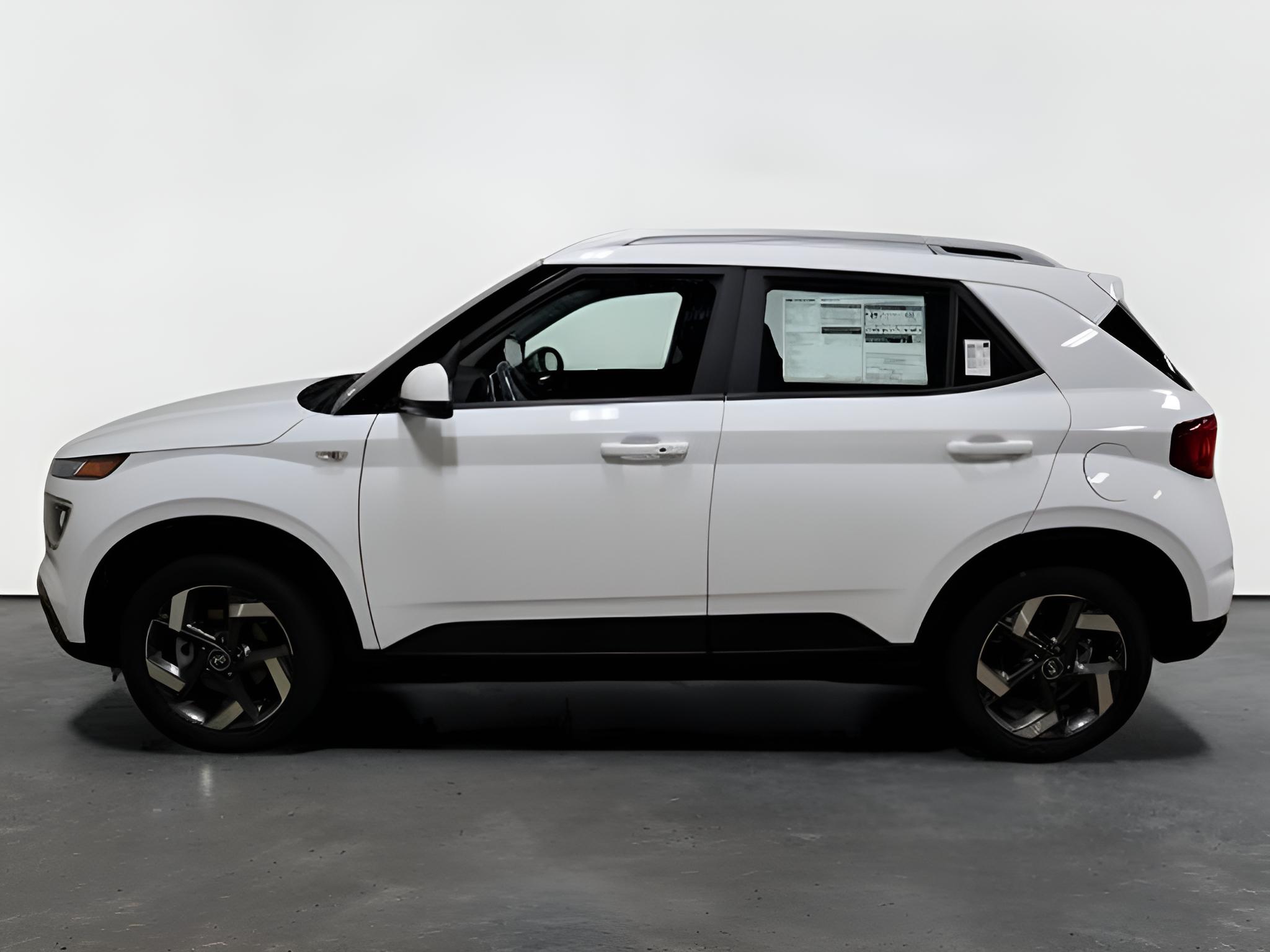 2026 Hyundai VENUE SEL FWD