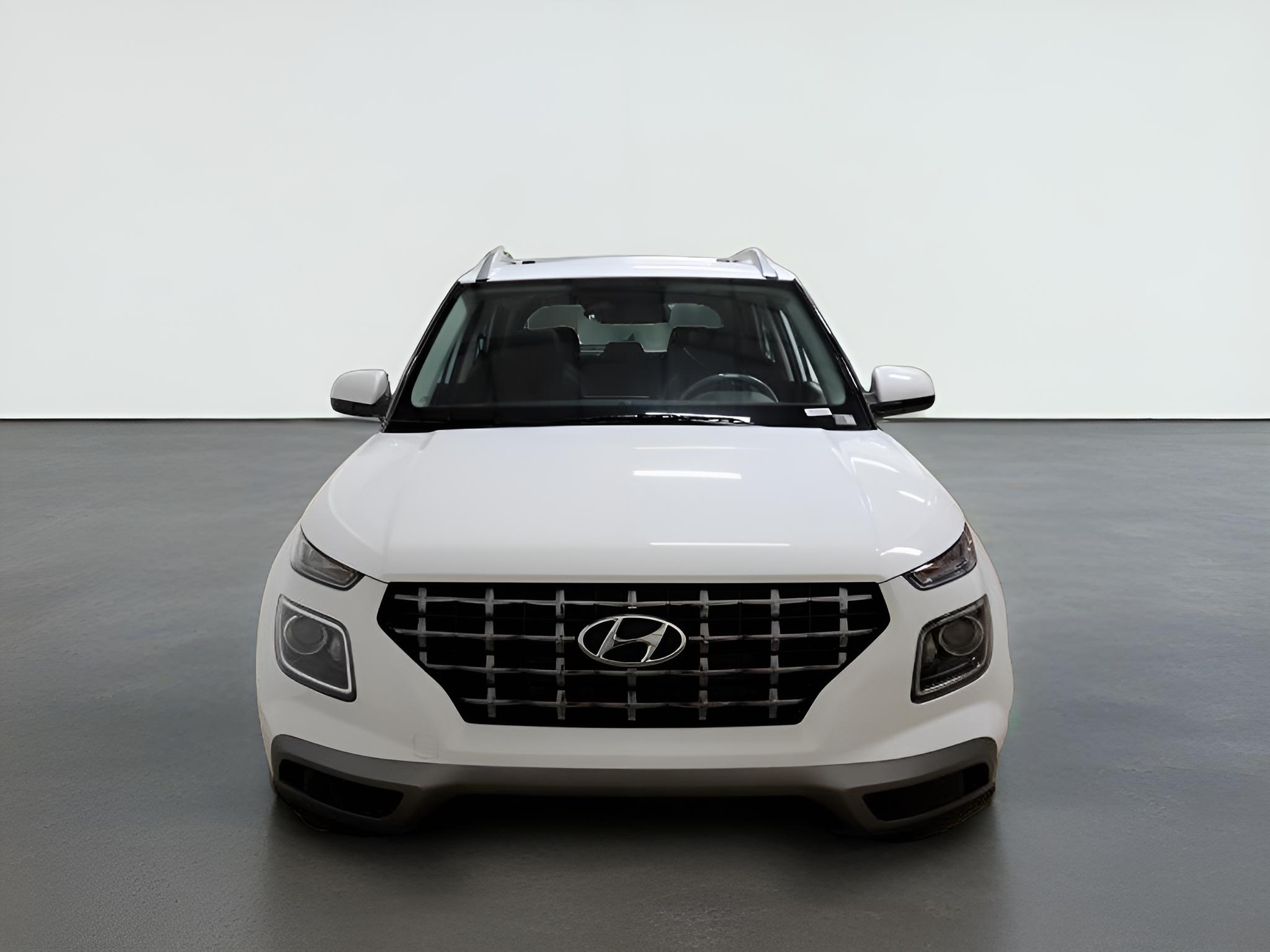 2026 Hyundai VENUE SEL FWD