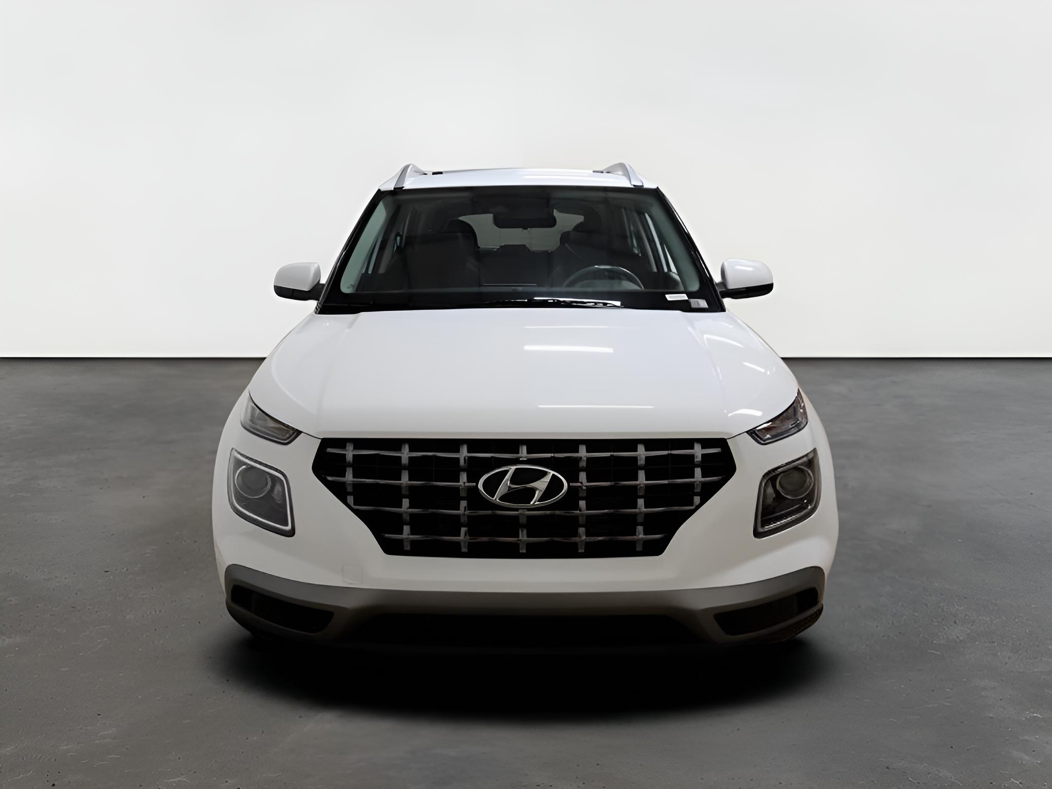 2026 Hyundai VENUE SEL FWD